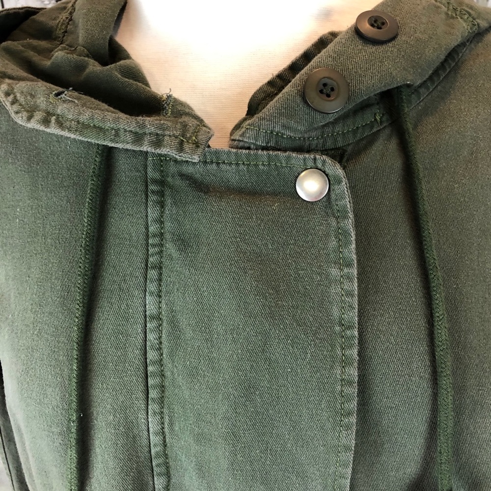 Jacket - Picture 5 of 10